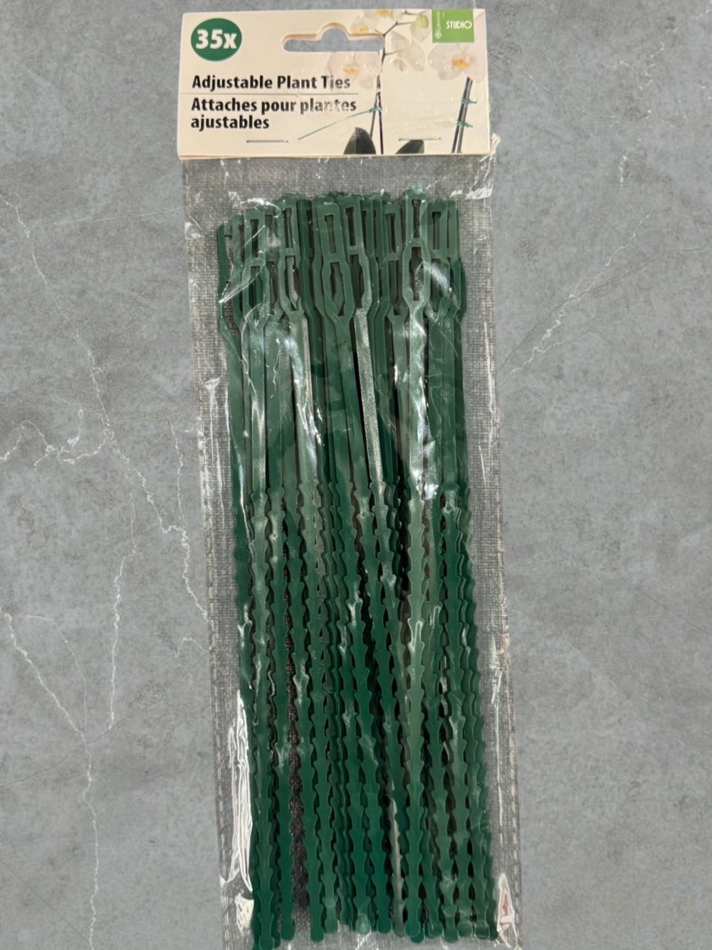 $4 Add-on | Weather Resistant Green Adjustable Plant Ties Pack